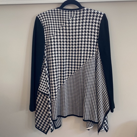 EUC St John Houndstooth Jacket - Picture 3 of 9